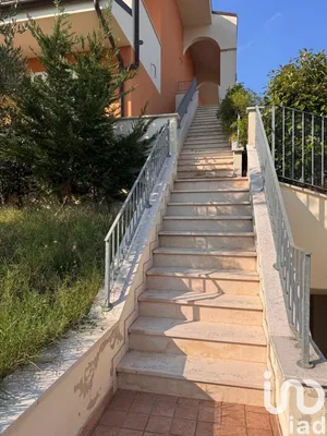 Appartamento 6 locali e più in Pesaro