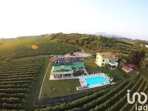 Appartamento 5 locali in Pastrengo