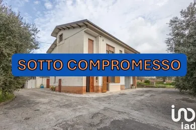 Villetta a schiera in Treia