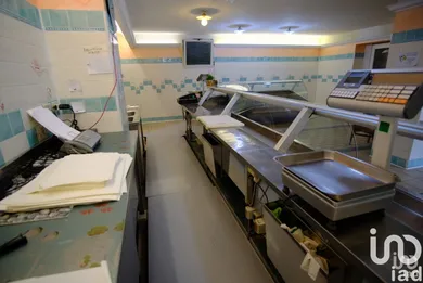 Shop/Premises commercial in Fabriano