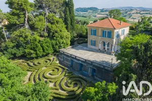 Villa storica in Osimo