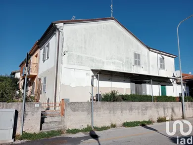 Village house in San Costanzo
