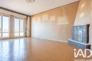 Appartamento 6 locali e più in Agugliano