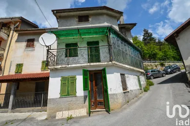 House in Millesimo