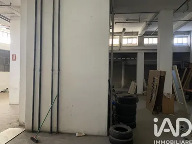 Shop/Premises commercial in Torino