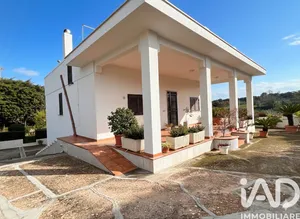 Townhouse in Cisternino