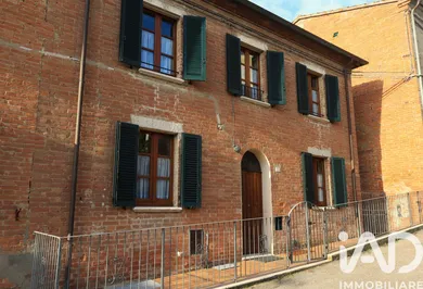 Village house in Montepulciano