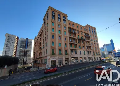 Shop/Premises commercial in Genova