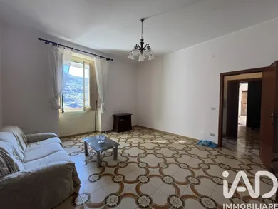 Appartamento in Longobardi