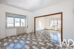 Appartamento 5 locali in Roma