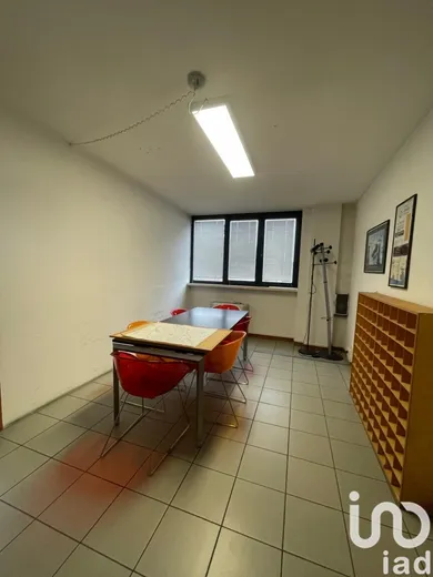 Shop/Premises commercial in Arezzo