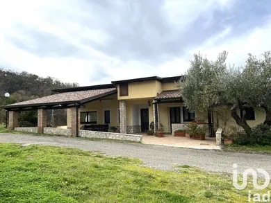 House in Longobardi