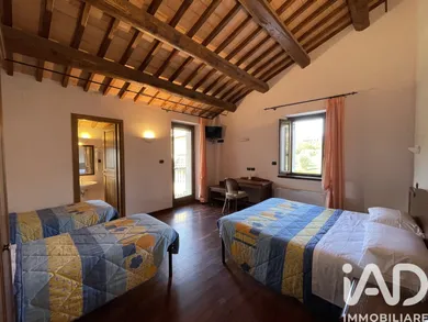 Cascina / Fattoria in Ascoli Piceno