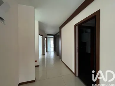 Negozio / locale commerciale in Osimo