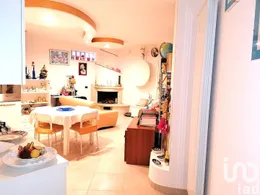 Appartamento 5 locali in Miglianico