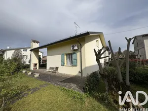 Casa/Villa in Medolla