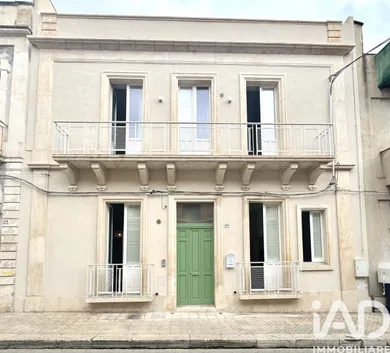 Townhouse in Avola