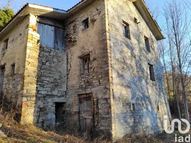 Edificio in Santo Stefano d'Aveto
