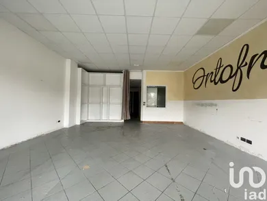Shop/Premises commercial in Arezzo