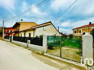 Townhouse in Trasacco