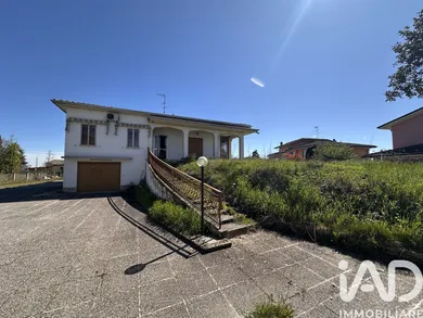 Casa/Villa in San Giovanni del Dosso