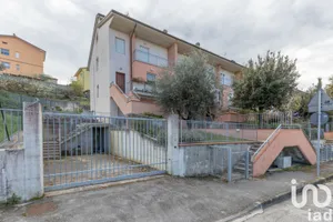 Casa / Villa indipendente in Filottrano