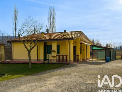 Casa / Villa indipendente in Nocera Umbra