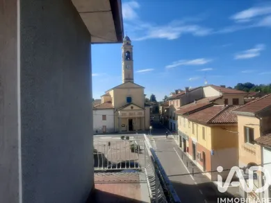 Edificio in Miradolo Terme