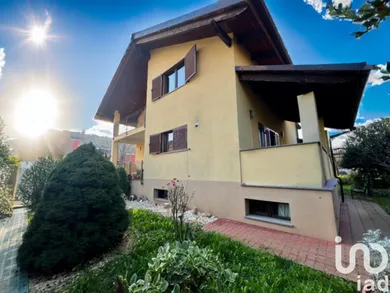 Casa/Villa in La Loggia