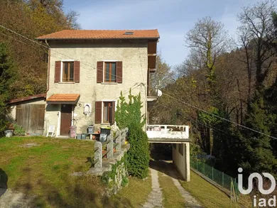 Casa/Villa in Bee