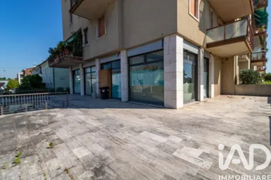 Negozio / locale commerciale in Legnago