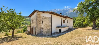 Tenuta storica in Castelli