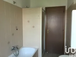Appartamento 6 locali e più in Aulla
