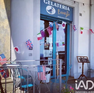 Shop/Premises commercial in Firenze