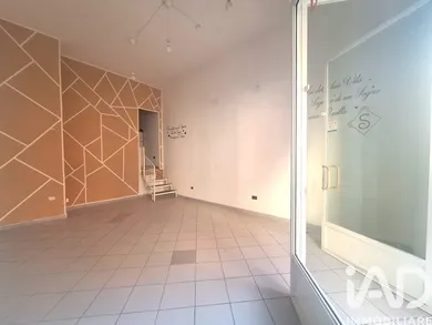 Shop/Premises commercial in Angri