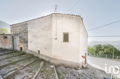 Village house in Ofena