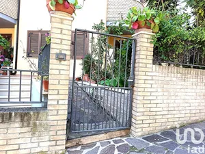 Appartamento 5 locali in Miglianico