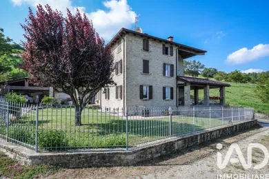 Casa/Villa in Tizzano Val Parma