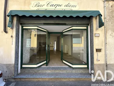 Negozio / locale commerciale in Albenga