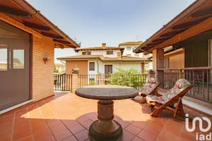 Appartamento in Mede