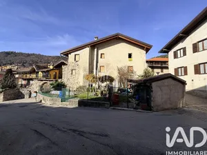 Casa/Villa in Ronzo-Chienis
