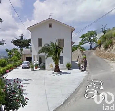 Townhouse in Canzano