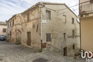 Townhouse in Offagna