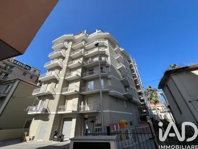 Box in Borghetto Santo Spirito