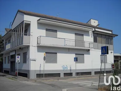 Edificio in Monza