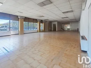 Shop/Premises commercial in Quart