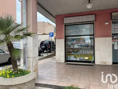 Shop/Premises commercial in Cagliari