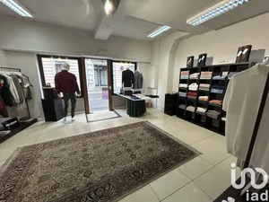 Negozio / locale commerciale in Cesano Maderno