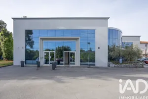 Negozio / locale commerciale in Camerata Picena