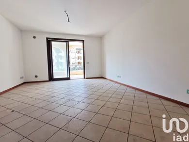 Apartment in Toscolano-Maderno